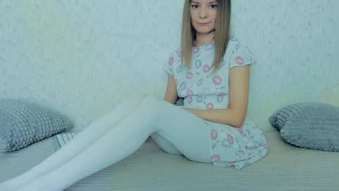 Lily online show from 02.07.25