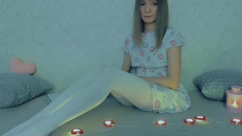 Lily online show from 02.17.25
