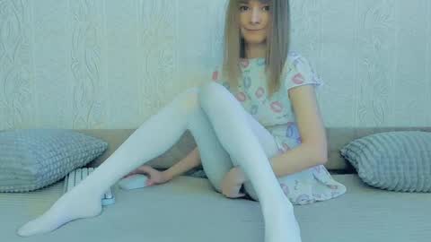 Lily online show from 03.08.25