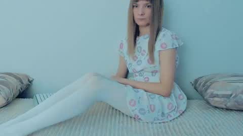 Lily online show from 09.11.25