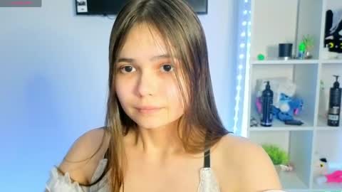 Snapshot of your_casual_vibes chatting on 06.06.26 Julia Next stream online show from 06.06.26