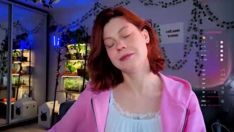 Snapshot of your_corvus chatting on 11.07.25 your_corvus online show from 11.07.25