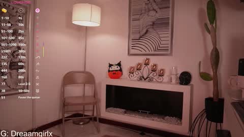 Snapshot of your_dreaamgirlx chatting on 10.27.25 Isabella online show from 10.27.25