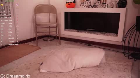 Snapshot of your_dreaamgirlx chatting on 11.01.25 Isabella online show from 11.01.25