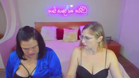 Snapshot of your_exstasy chatting on 10.29.25 Your Ecstasy online show from 10.29.25