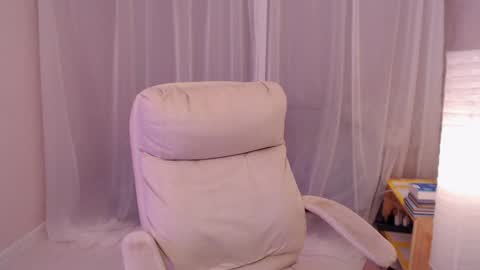 Snapshot of your_freya chatting on 02.08.25 Freya online show from 02.08.25