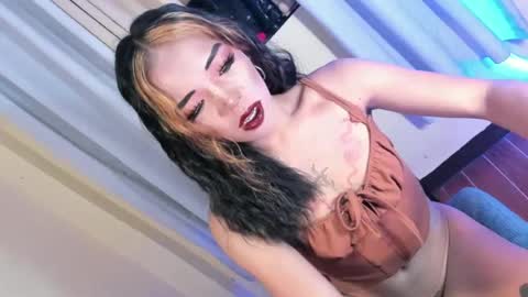 Snapshot of your_girl_yeka chatting on 06.21.26 your_girl_yeka online show from 06.21.26