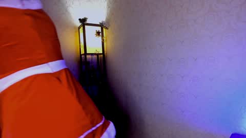 Cora online show from 12.24.24