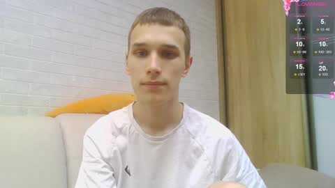 Snapshot of your_honeyy chatting on 09.11.25 Mark online show from 09.11.25