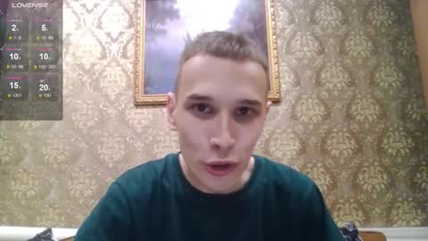 Snapshot of your_honeyy chatting on 10.28.25 Mark online show from 10.28.25