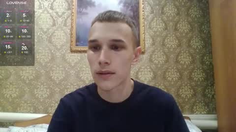 Snapshot of your_honeyy chatting on 10.30.25 Mark online show from 10.30.25