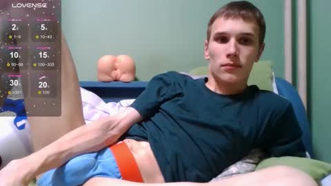 Snapshot of your_honeyy chatting on 01.11.26 Mark online show from 01.11.26