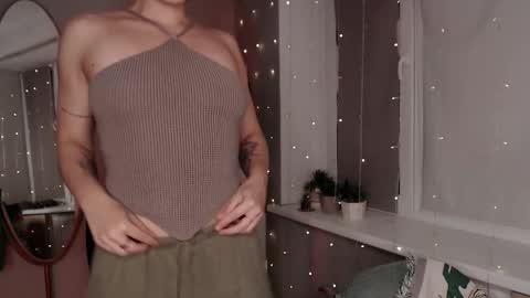 Alex and Kris long hair online show from 10.10.25