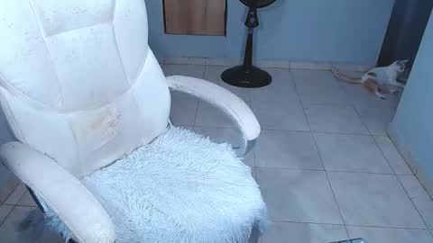 your_latin_girl online show from 02.15.26