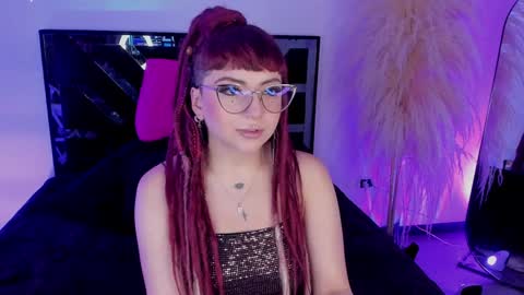 Cami independent model online show from 01.02.25