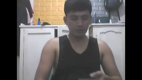 Snapshot of your_love_miaka chatting on 10.17.25 your_love_miaka online show from 10.17.25