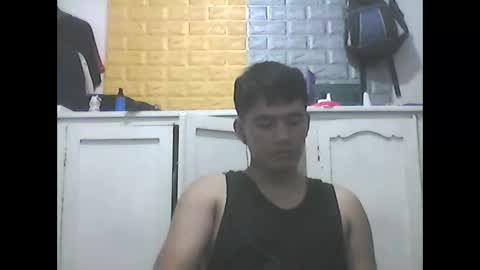 Snapshot of your_love_miaka chatting on 10.18.25 your_love_miaka online show from 10.18.25