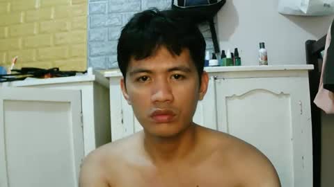 Snapshot of your_love_miaka chatting on 11.15.25 your_love_miaka online show from 11.15.25