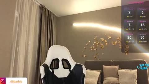 Snapshot of your_misstress chatting on 10.14.25 Jessica Loyd online show from 10.14.25