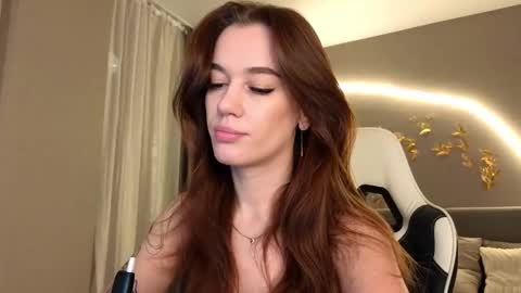 Snapshot of your_misstress chatting on 10.26.25 Jessica Loyd online show from 10.26.25