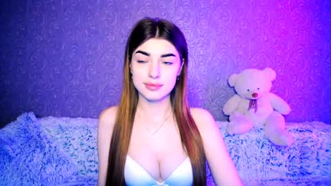 Snapshot of your_moon18 chatting on 12.04.24 Zarina online show from 12.04.24