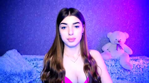 Snapshot of your_moon18 chatting on 12.12.24 Zarina online show from 12.12.24