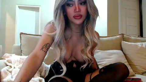 Lena online show from 03.27.26