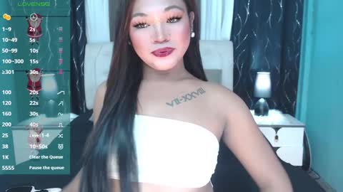 Casie online show from 12.21.24