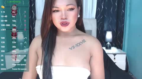 Casie online show from 12.21.24
