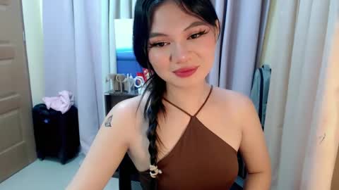 Snapshot of yourangelictransgirl chatting on 12.11.24 Hi its me Yna online show from 12.11.24