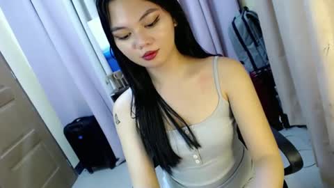 Snapshot of yourangelictransgirl chatting on 12.12.24 Hi its me Yna online show from 12.12.24