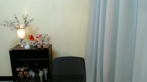 Snapshot of yourangelictransgirl chatting on 02.10.25 Hi its me Yna online show from 02.10.25