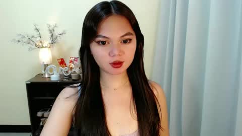 Snapshot of yourangelictransgirl chatting on 02.10.25 Hi its me Yna online show from 02.10.25