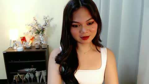 Snapshot of yourangelictransgirl chatting on 02.21.25 Hi its me Yna online show from 02.21.25
