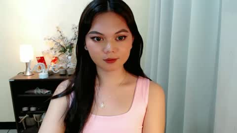 Snapshot of yourangelictransgirl chatting on 02.25.25 Hi its me Yna online show from 02.25.25