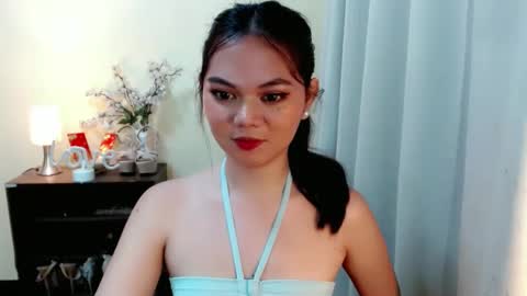 Snapshot of yourangelictransgirl chatting on 02.28.25 Hi its me Yna online show from 02.28.25