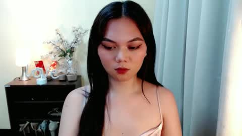 Snapshot of yourangelictransgirl chatting on 03.05.25 Hi its me Yna online show from 03.05.25