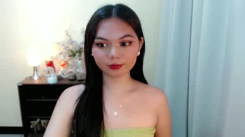 Snapshot of yourangelictransgirl chatting on 03.06.25 Hi its me Yna online show from 03.06.25