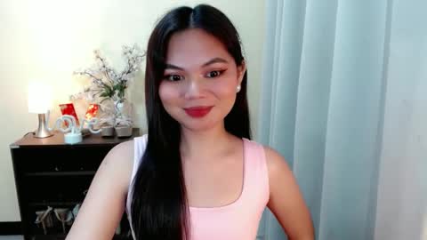Snapshot of yourangelictransgirl chatting on 03.07.25 Hi its me Yna online show from 03.07.25