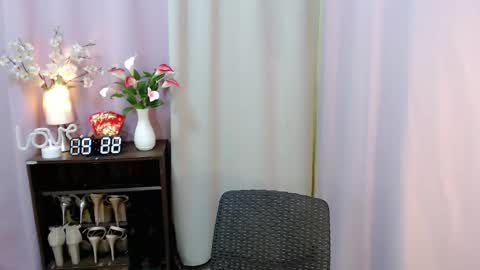 Snapshot of yourangelictransgirl chatting on 09.12.25 Hi its me Yna online show from 09.12.25