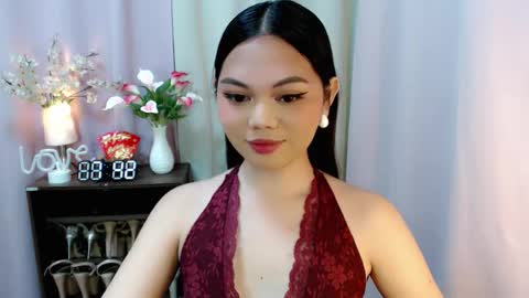 Snapshot of yourangelictransgirl chatting on 09.14.25 Hi its me Yna online show from 09.14.25