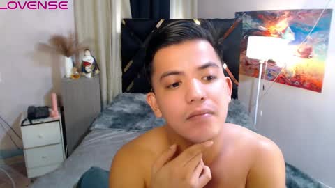 yourasian_bradley online show from 09.26.25