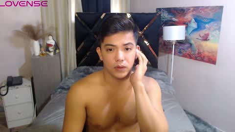 yourasian_bradley online show from 10.09.25