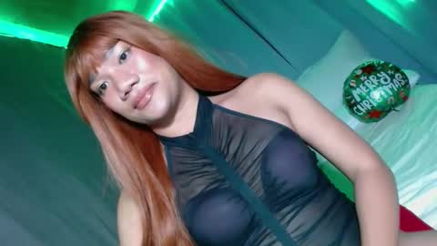 Snapshot of yourasiandream22 chatting on 12.13.24 Divine online show from 12.13.24