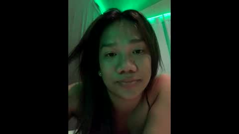 Snapshot of yourasiandream22 chatting on 01.13.25 Divine online show from 01.13.25