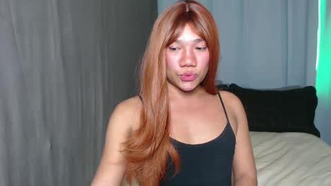 Snapshot of yourasiandream22 chatting on 02.02.25 Divine online show from 02.02.25