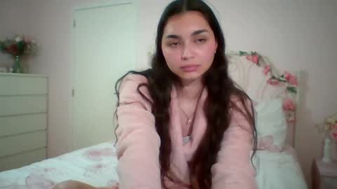 Snapshot of yourbella37 chatting on 05.08.26 yourbella37 online show from 05.08.26