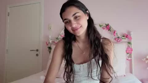Snapshot of yourbella37 chatting on 06.26.26 yourbella37 online show from 06.26.26