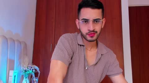 YOURBOYNEXTDOOR online show from 01.04.25