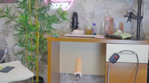 Anna online show from 02.02.26